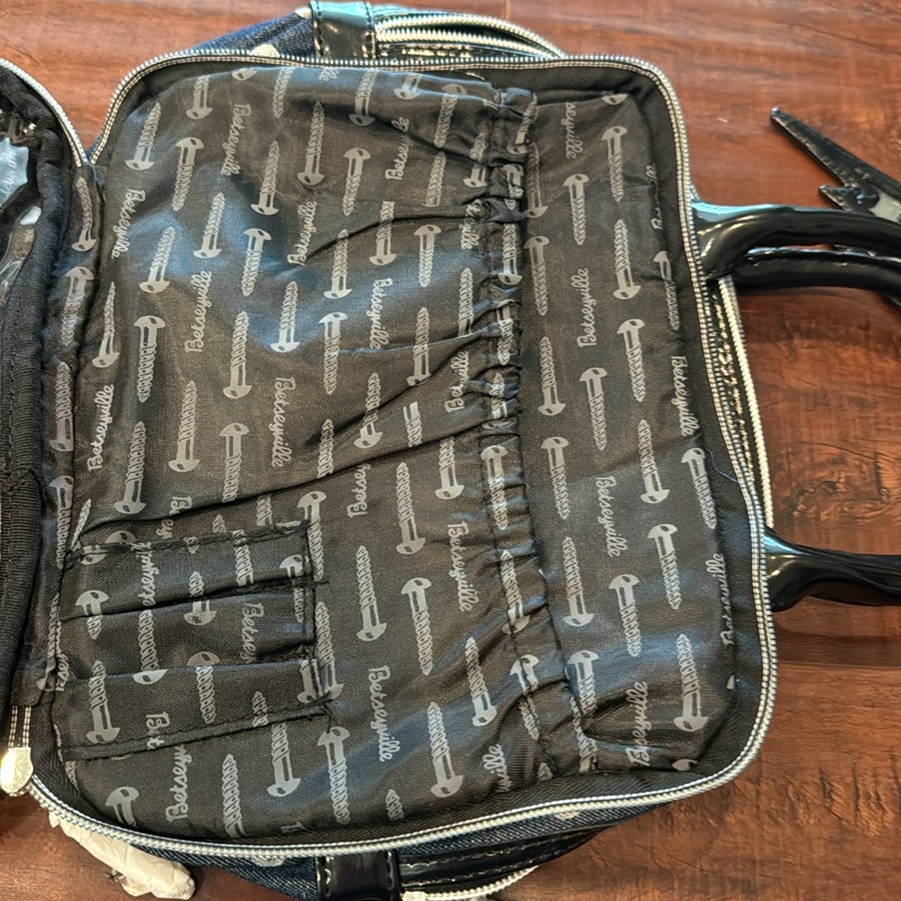 Betsey Johnson Heart Lace Betseyville Make-Up Travel Bag, Denim, NWT! - Picture 9 of 12